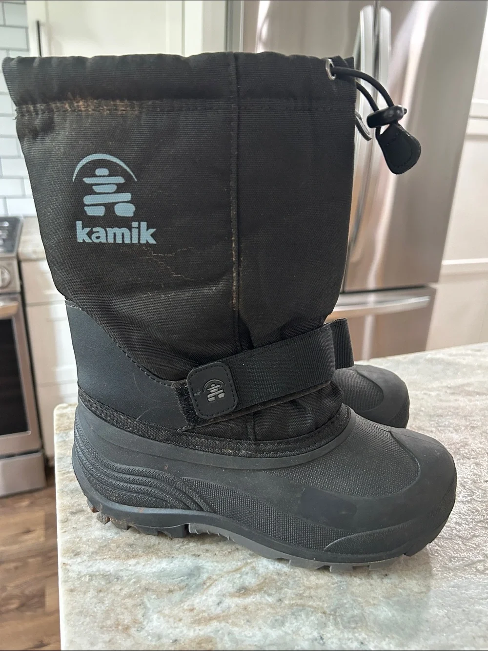 Kamik Kids Black Snow Boots size 4